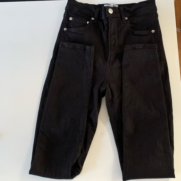 AGOLDE Black Pinch Waist Skinny Jean - Picture 4 of 7